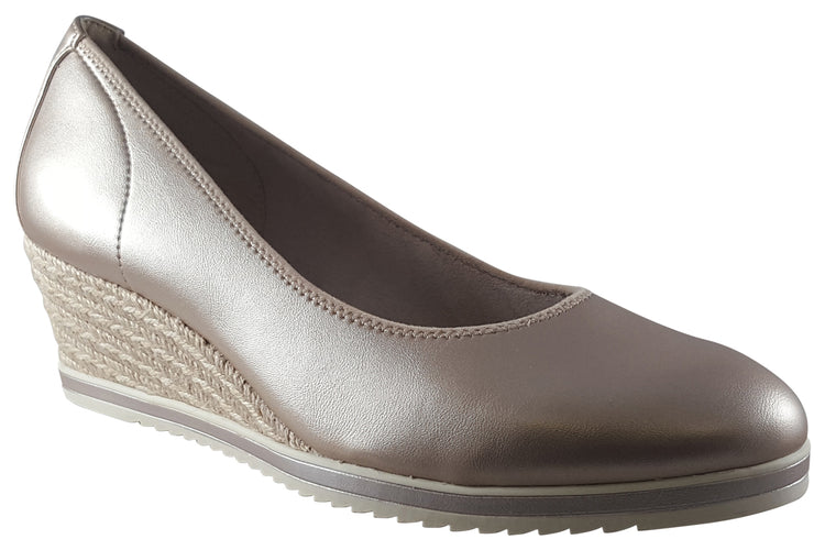 Tamaris Wrenlee 22305-42 Light Gold Womens Shoes