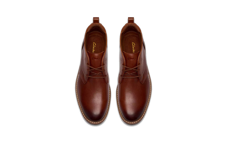 Clarks Aldwin2 Chukka Tan Leather Mens Boots