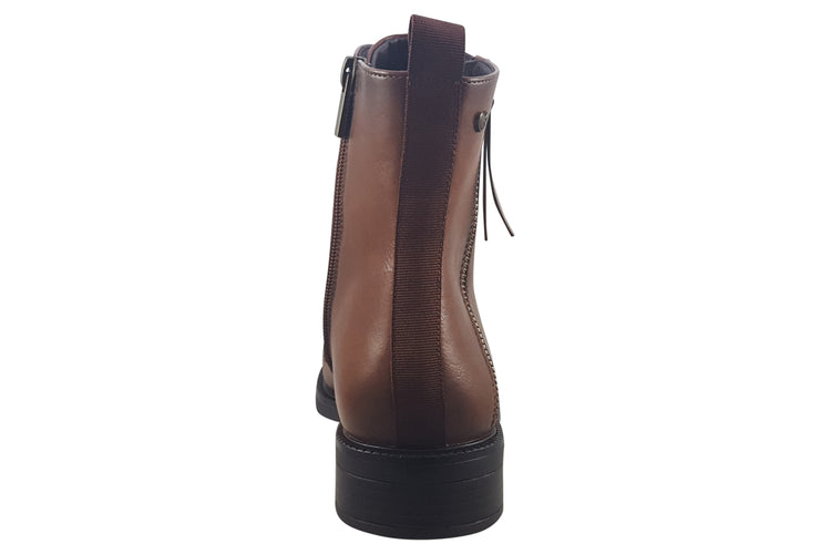 Susst Toby 23 Tan Womens Boots