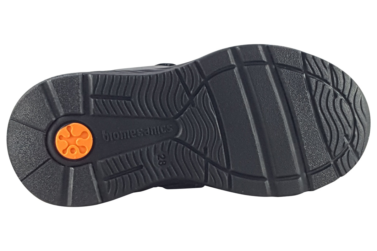biomecanics-easton-black-boys-shoes-sole_f6d670c0-79d1-4342-9bcd-5b7c3ed0048c
