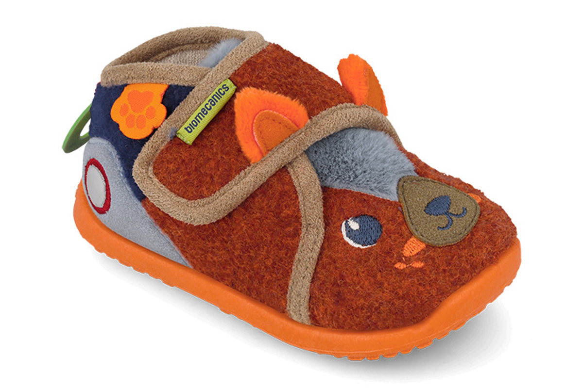 biomecanics-marcus-261186-a-boys-slippers-rust-right-angle