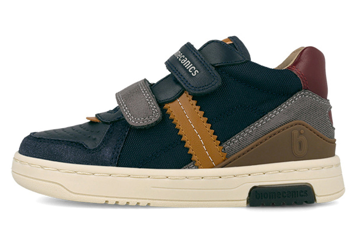 biomecanics-mason-261211-a-boys-trainers-navy-left-flat