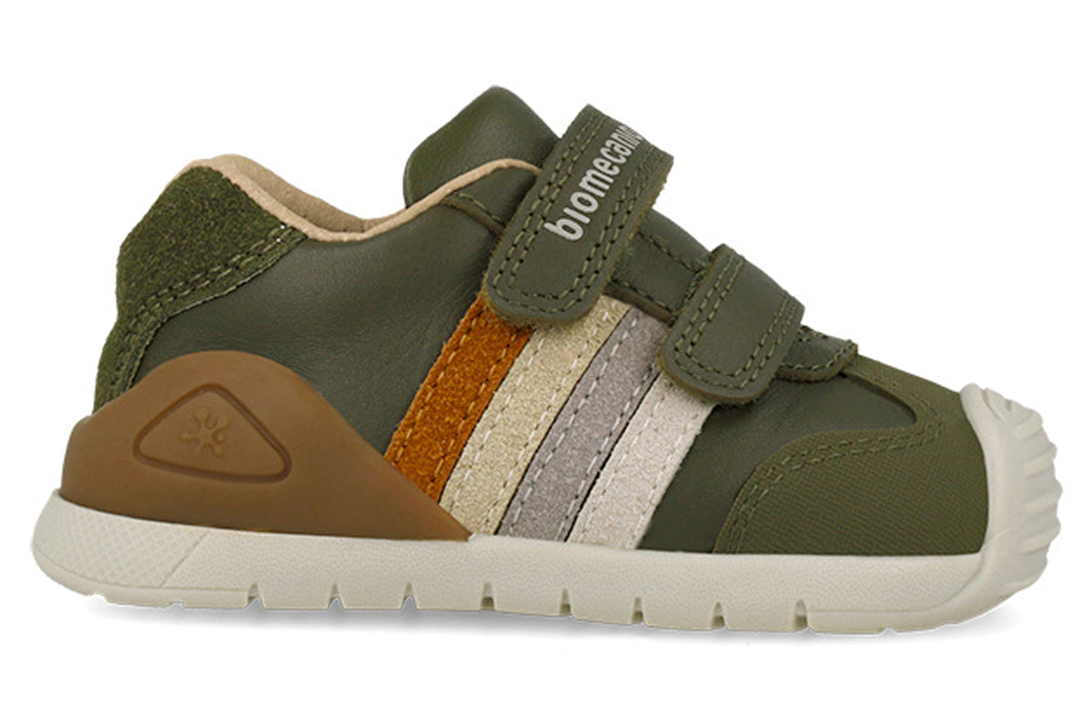 Biomecanics Melvin 261131-B Khaki Boys First Shoes