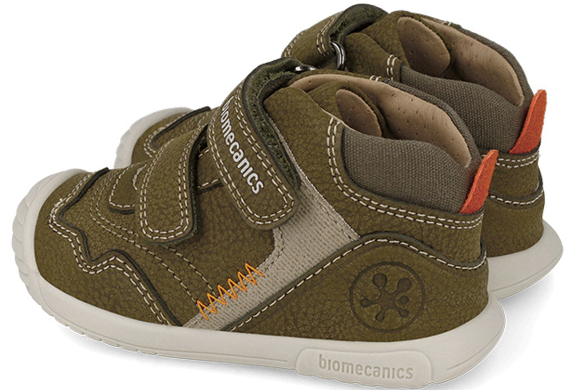 biomecanics-milo-261125-b-boys-boots-brown-khaki-back_8bf7095c-659b-4959-8d3c-4c48d2a6f0a9