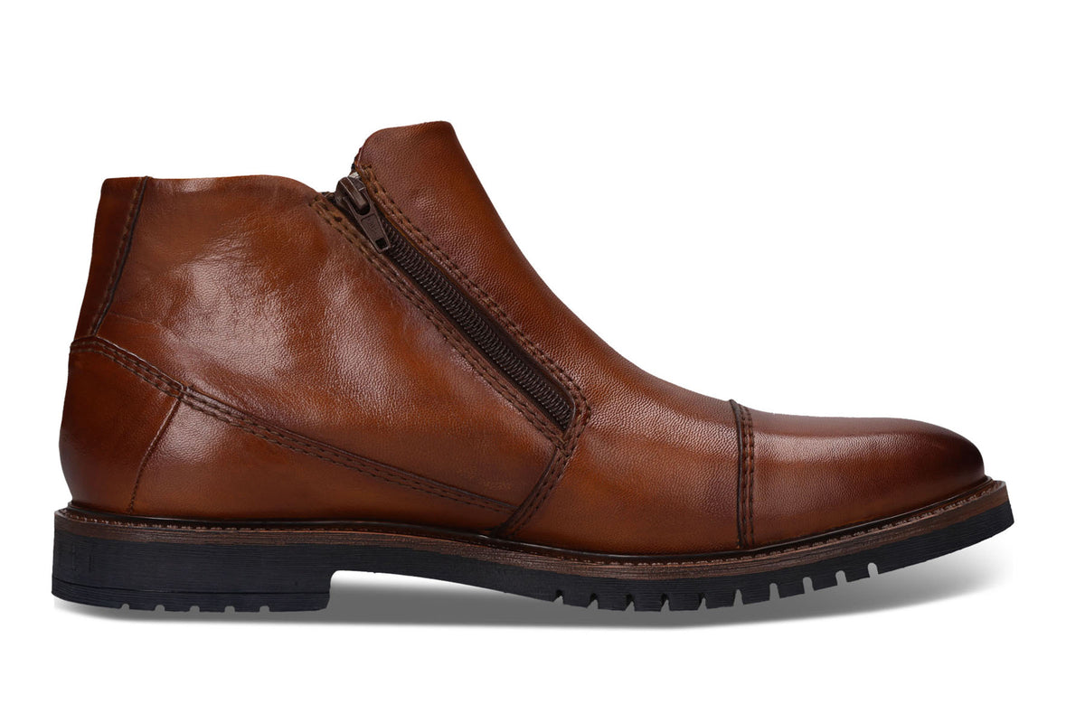 bugatti-lowe-331837q-4100-6300-mens-boots-cognac-right-flat