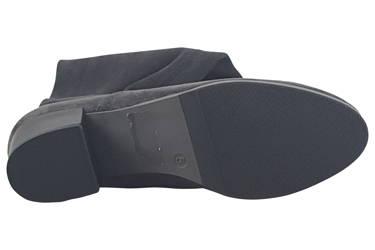 caprice-corin-dark-grey-womens-sole