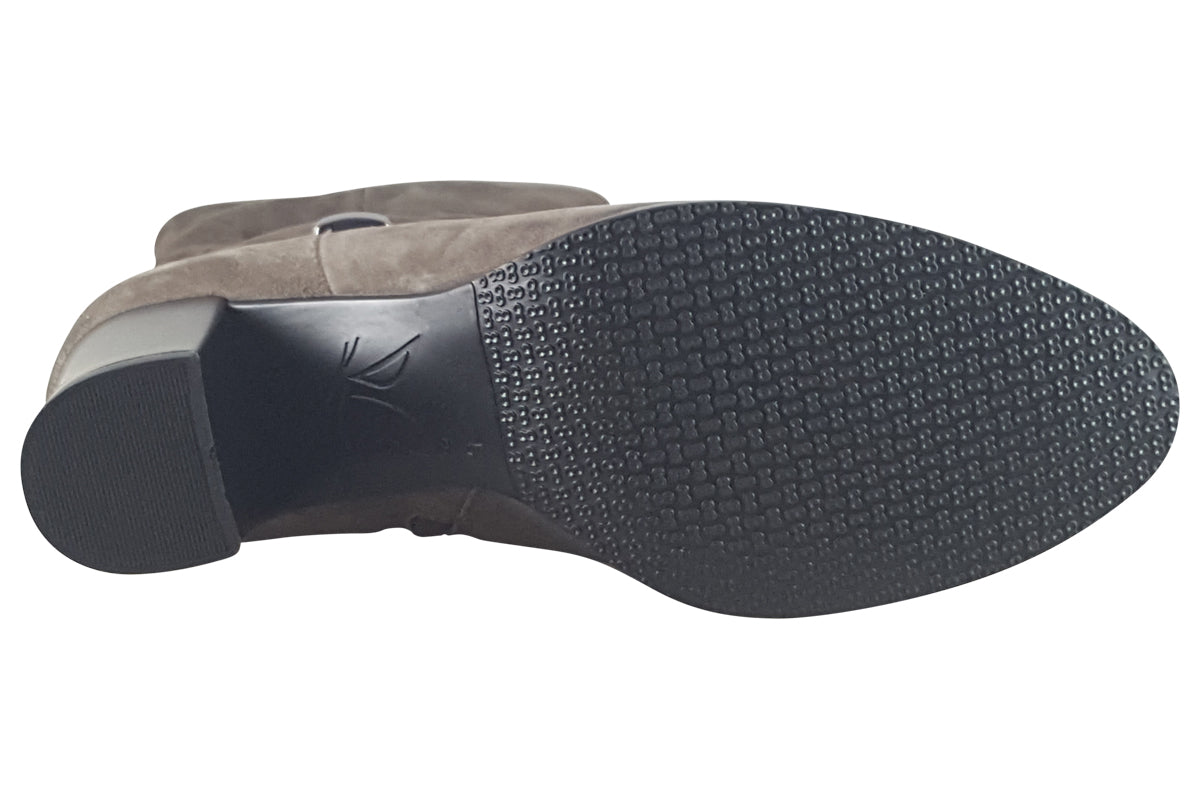 caprice laverne stone suede womens sole