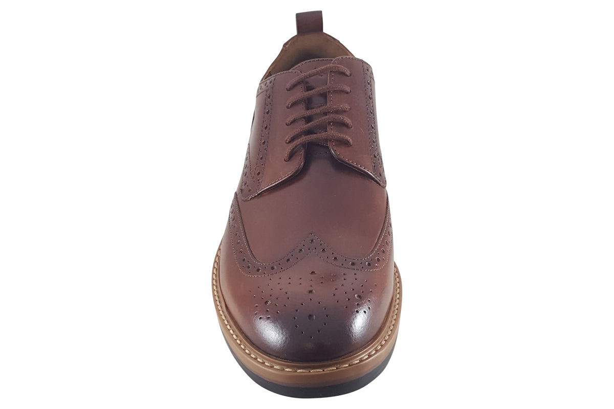 clarks-aldwin-limit-mid-tan-lea-mens-shoes-top