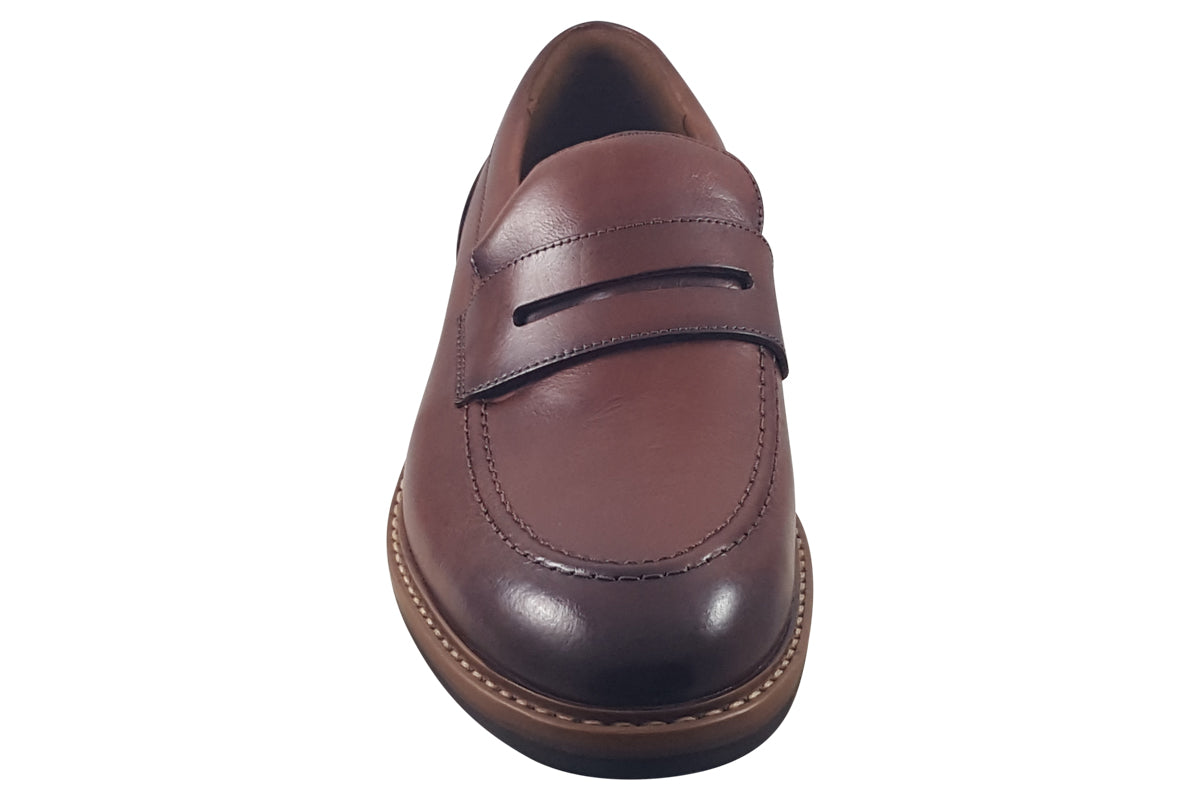 clarks-aldwin-step-mid-tan-leather-mens-shoes-top