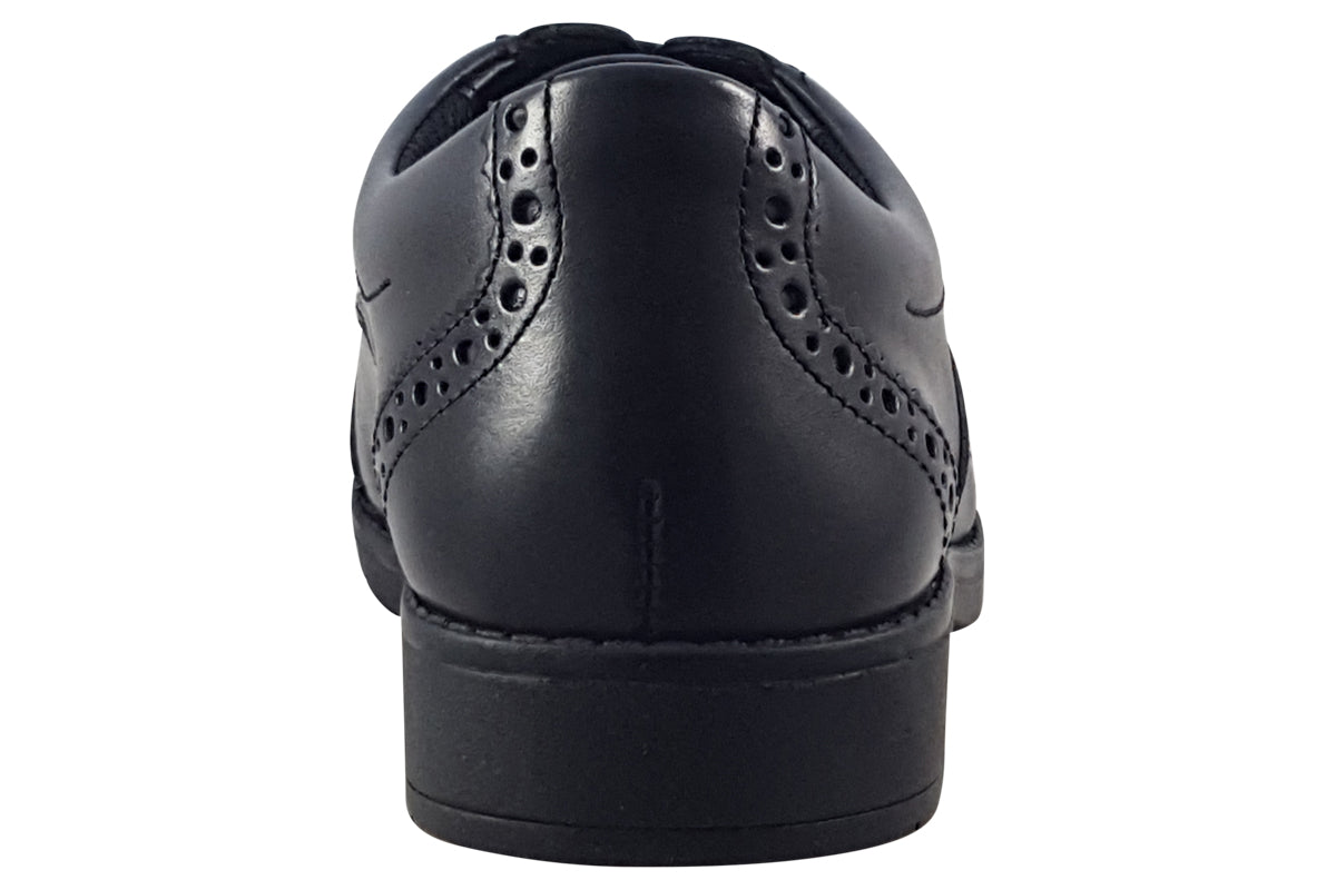 clarks-aubrie-tap-y-black-leather-girls-shoes-back_384b503b-2449-4870-8505-1d65d5928afa