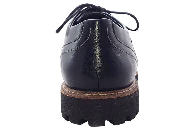 Clarks Batcombe Hall Black Leather Mens Shoes
