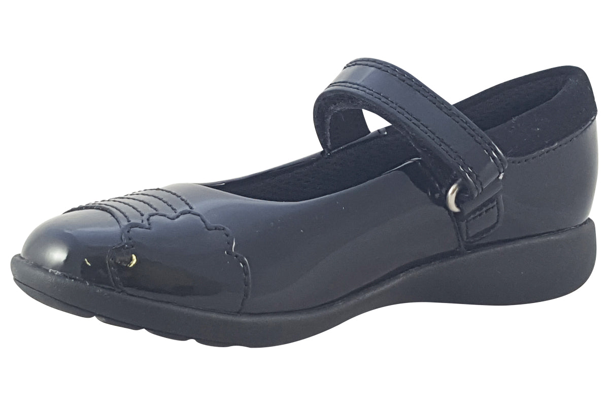 clarks etch beam t black pat girls shoes left
