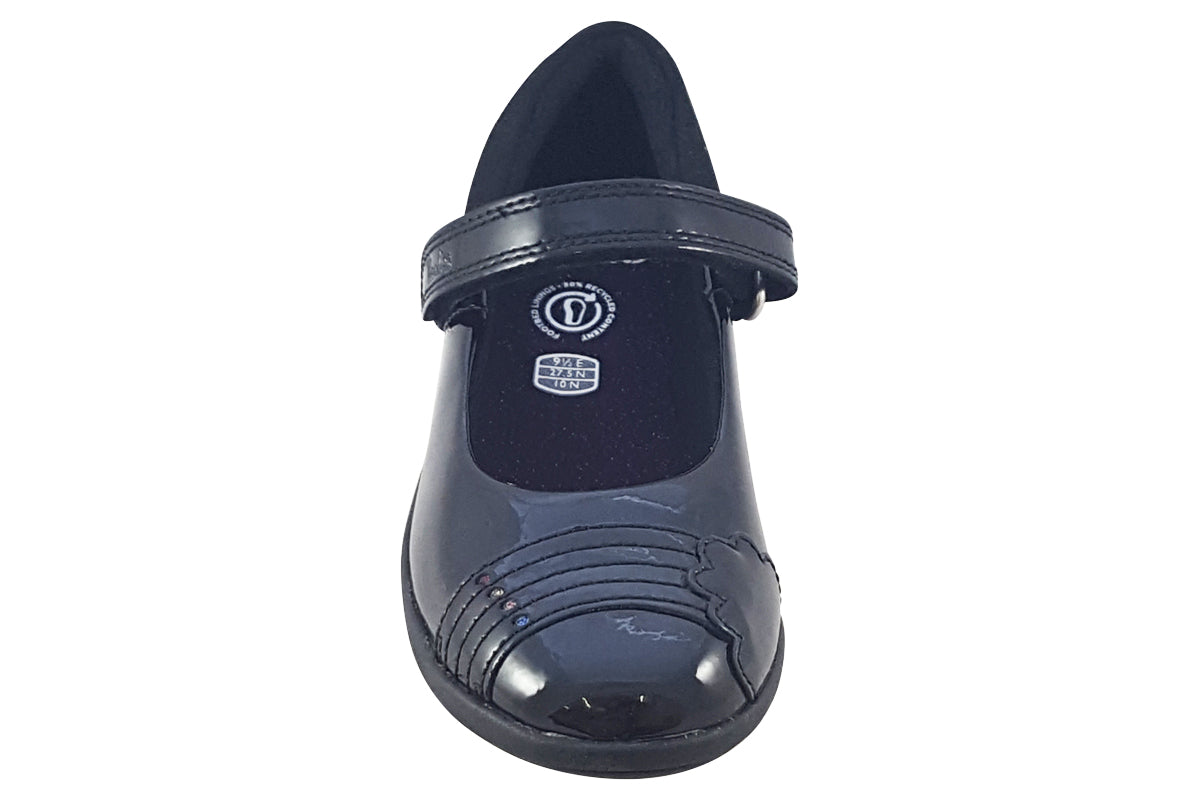 clarks-etch-beam-t-black-pat-girls-shoes-top_acf8e1b3-18e2-4efd-af85-852a5136e534