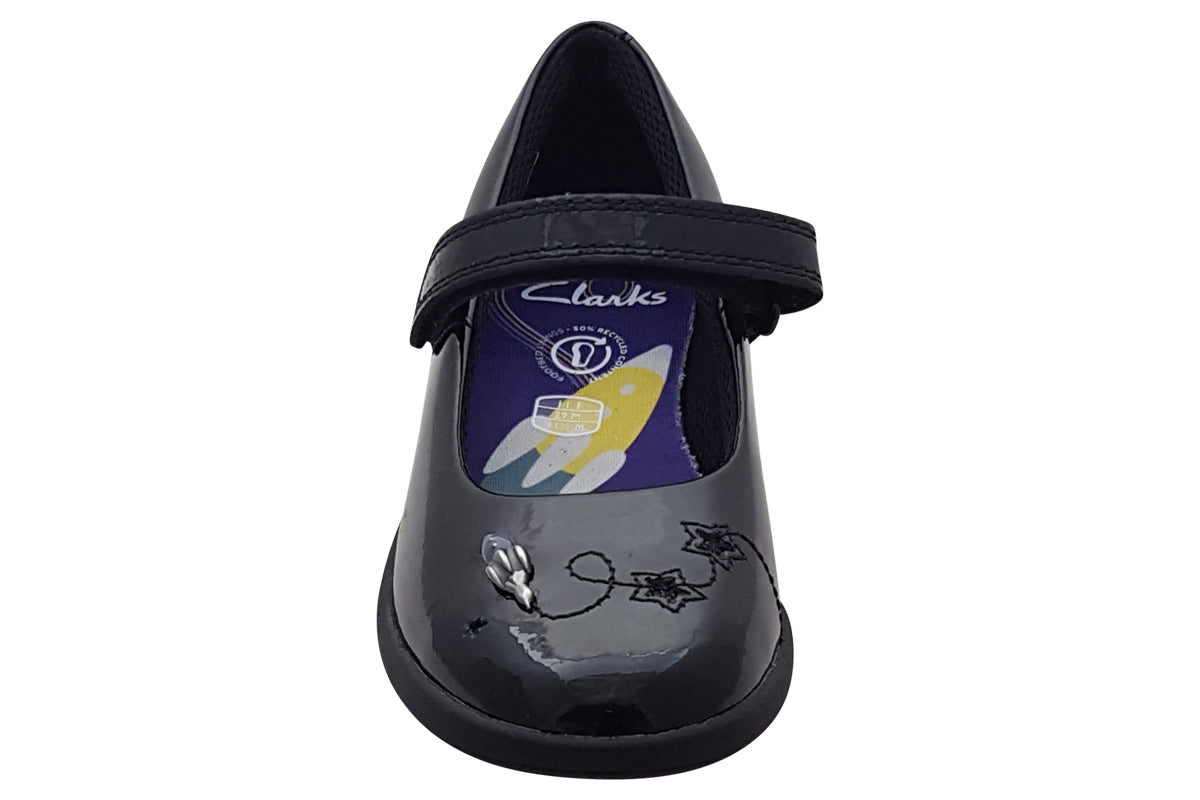 clarks-etch-space-k-black-pat-girls-shoes-top
