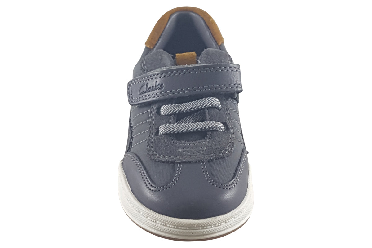 clarks-fawn-family-t-grey-boys-sandals-top