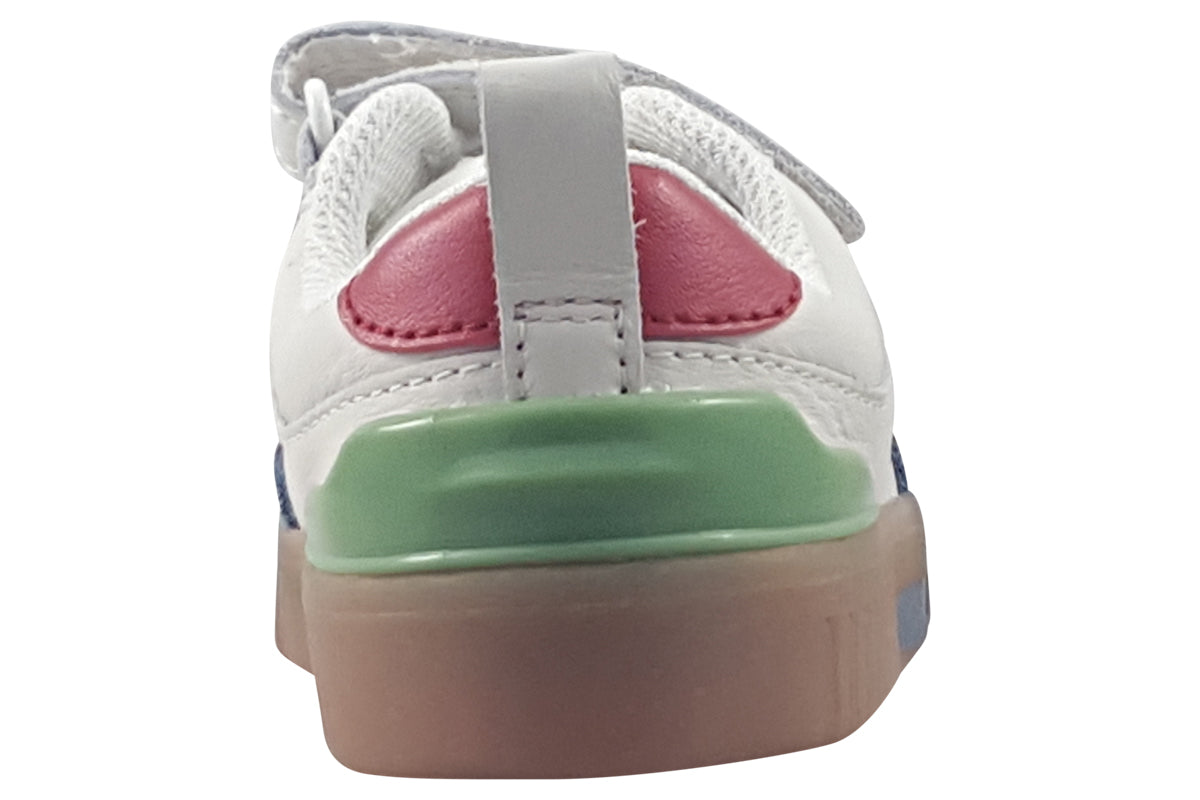 clarks-oslo-vibe-k-white-blue-boys-sandals-back