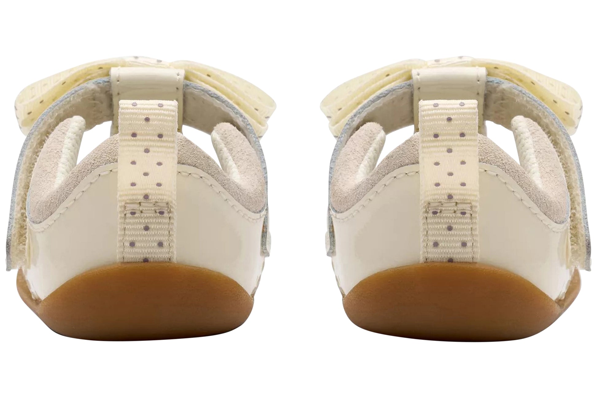 clarks-roamer-trim-t-girls-shoes-off-white-back_b87da422-187e-44a1-bba5-6cd56c9072dd