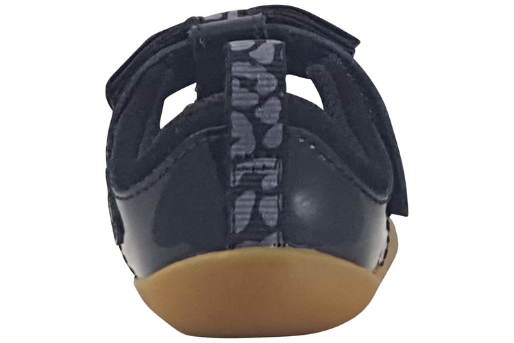 Clarks Roamer Trim T. Black Pat Girls First Shoes