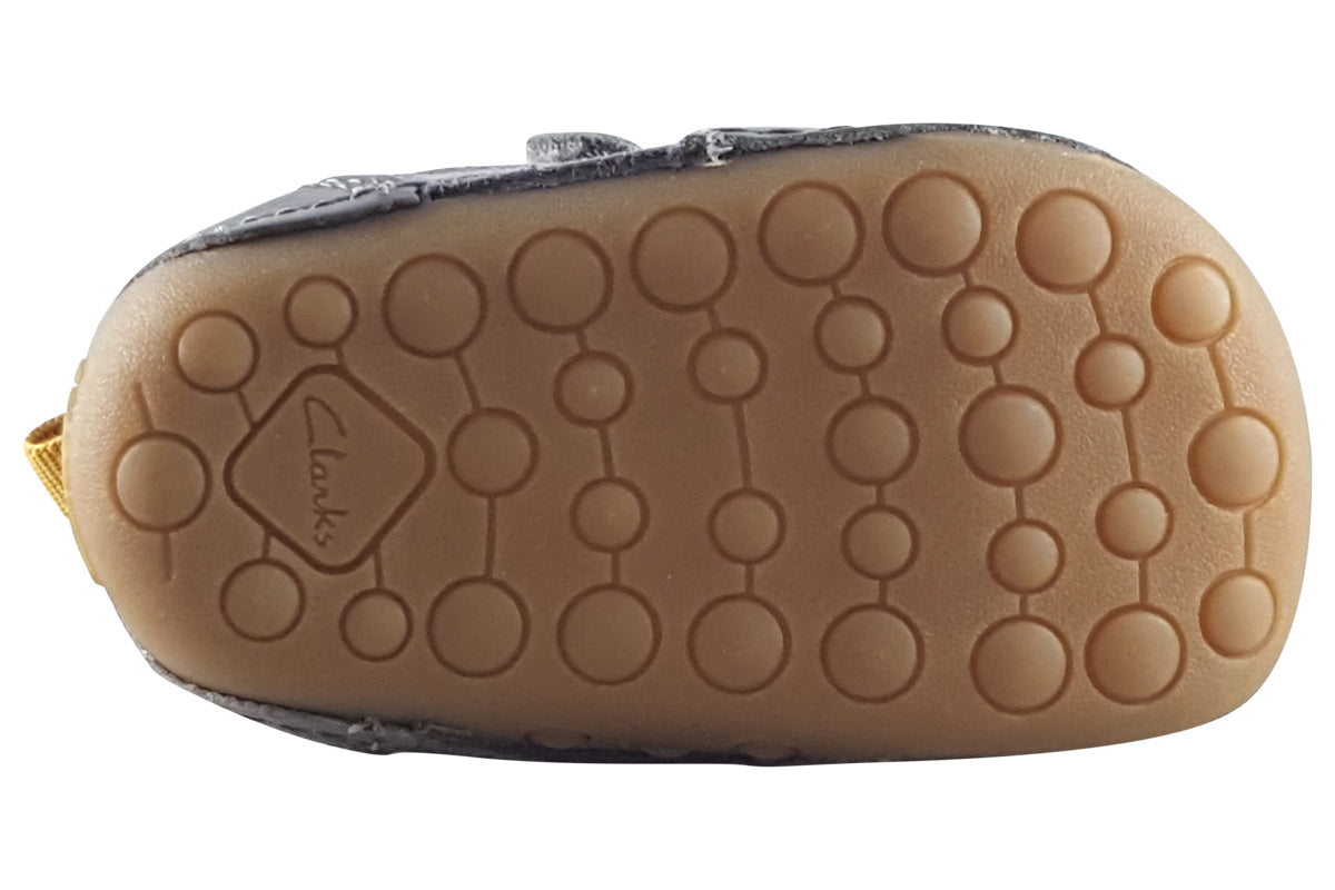clarks tiny fawn t grey boys first shoes sole