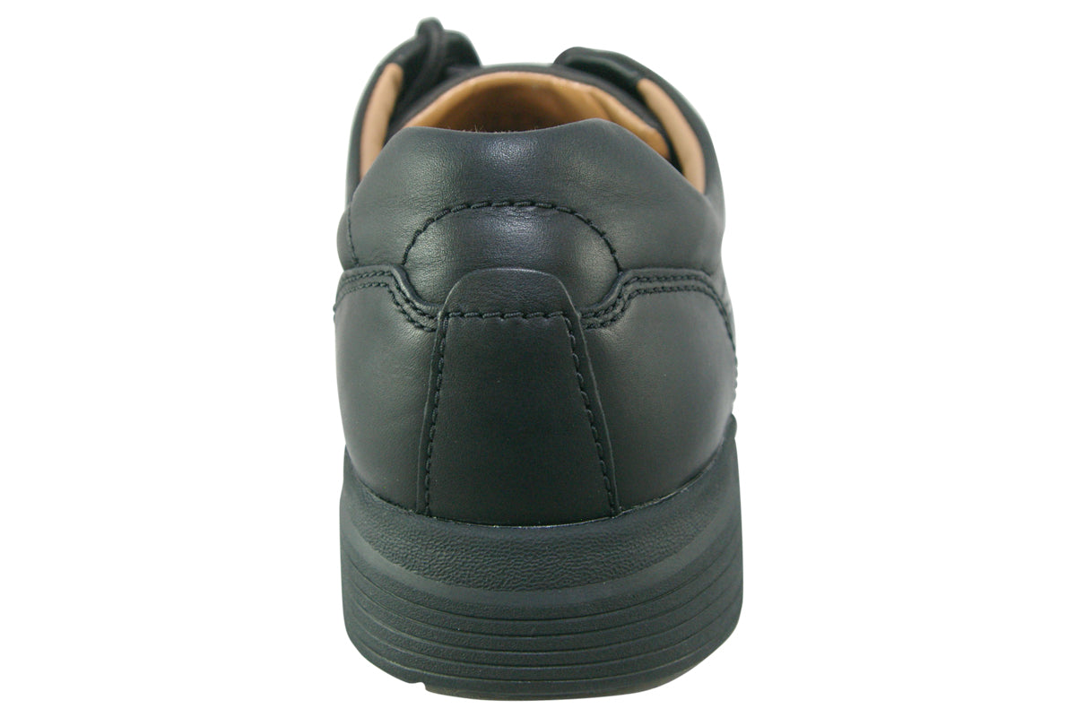 Clarks Back Clarks Un Abode Ease Black Leather Mens Shoes – McConnell Shoes