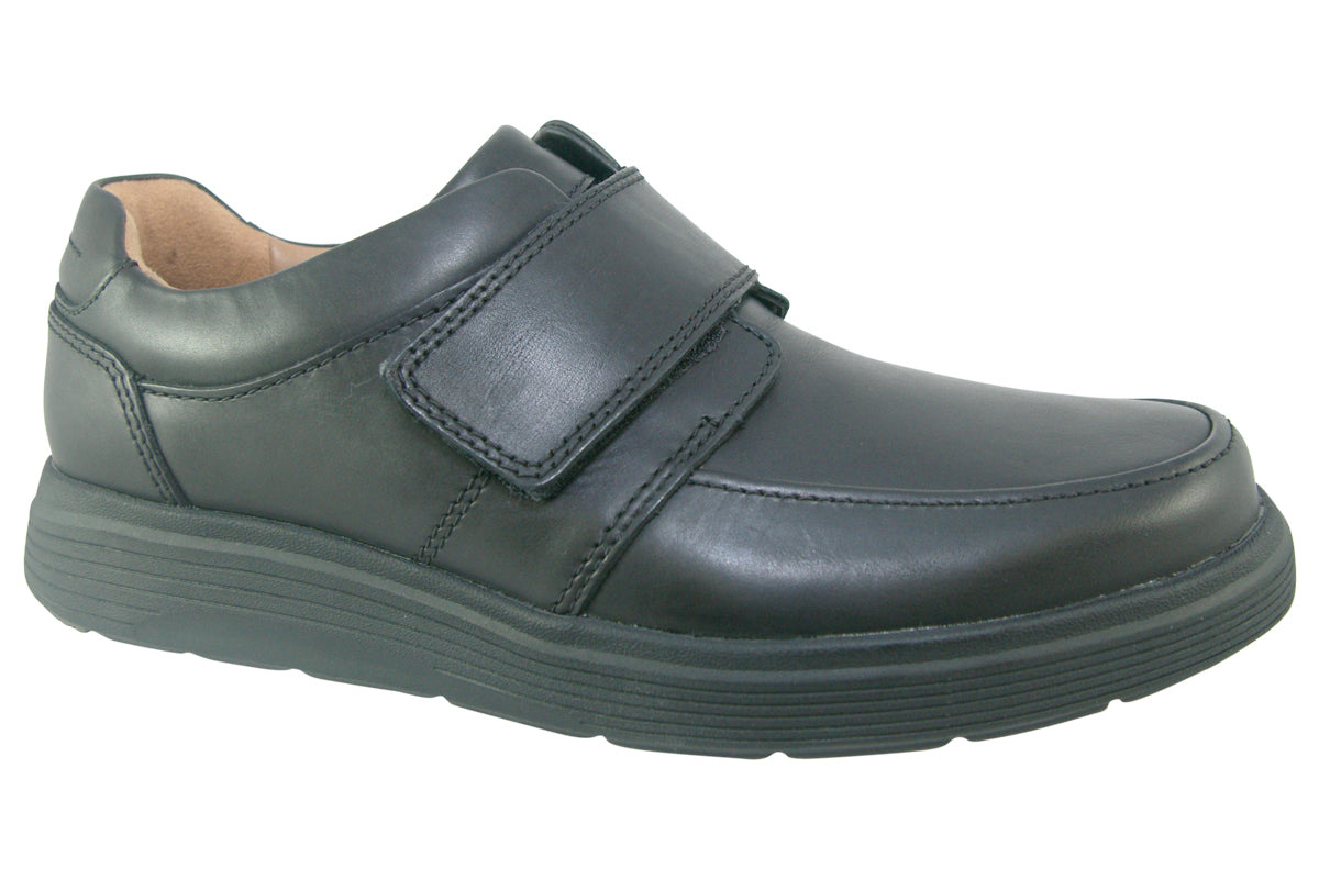 clarks-un-abode-strap-black-mens-shoes-right