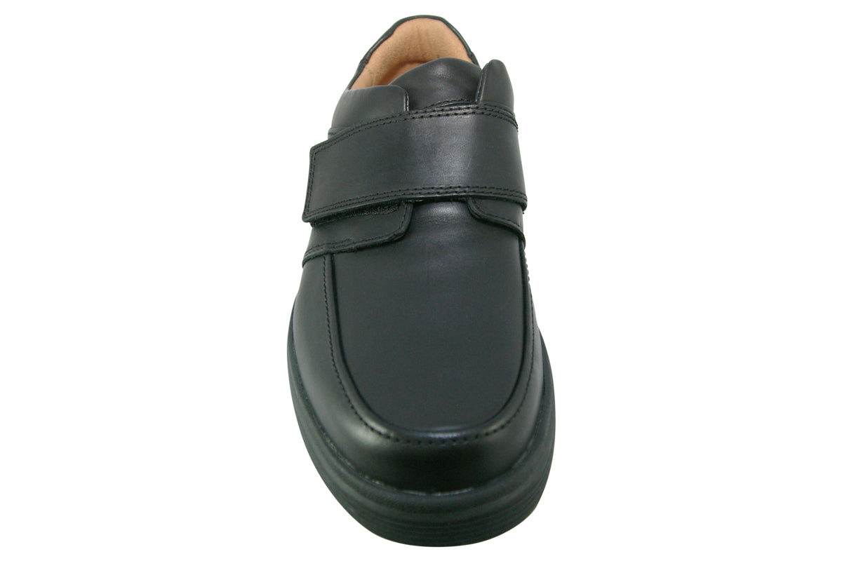 clarks-un-abode-strap-black-mens-shoes-top