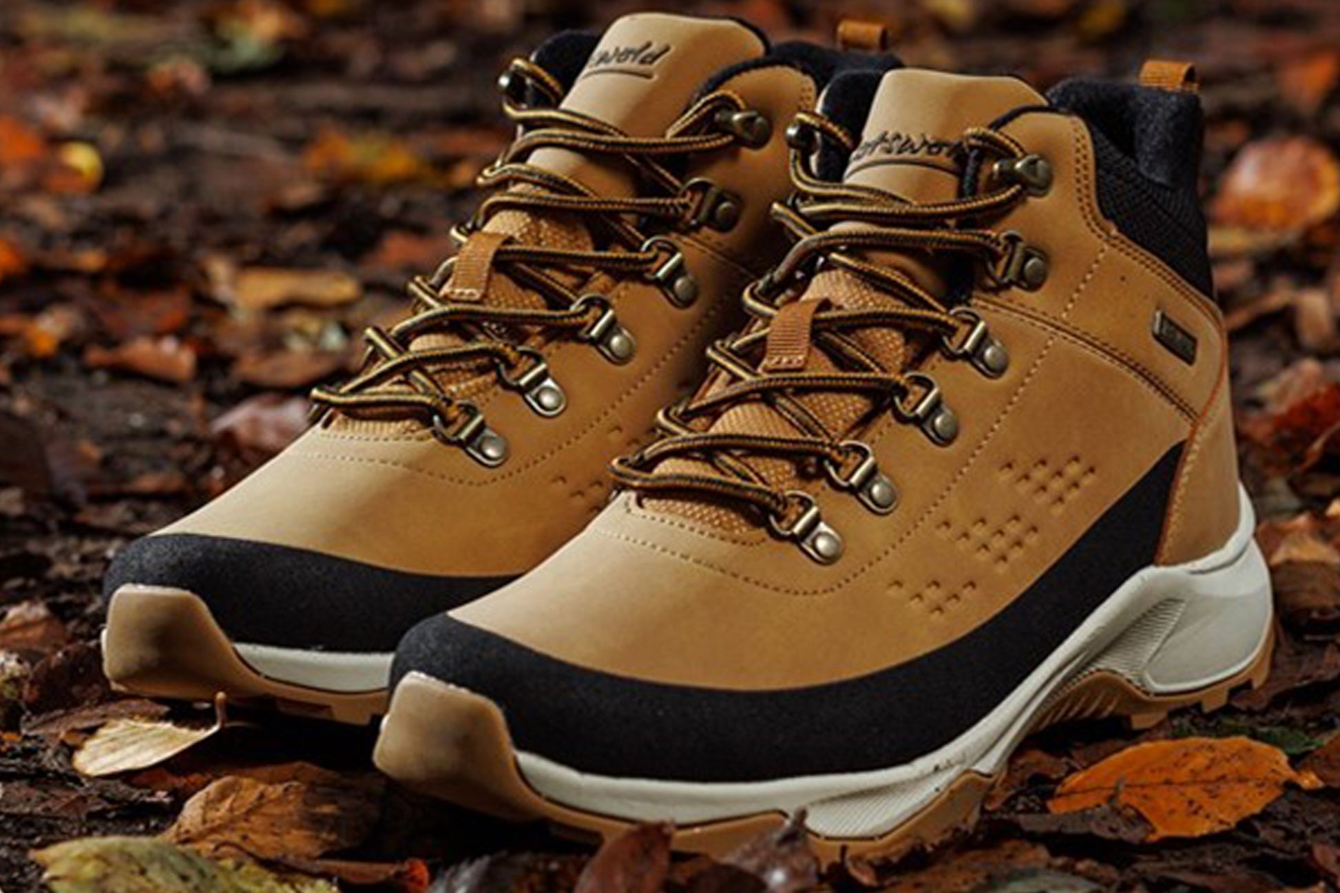 cotswold-ryeford-mens-hiking-boots-tan-pair