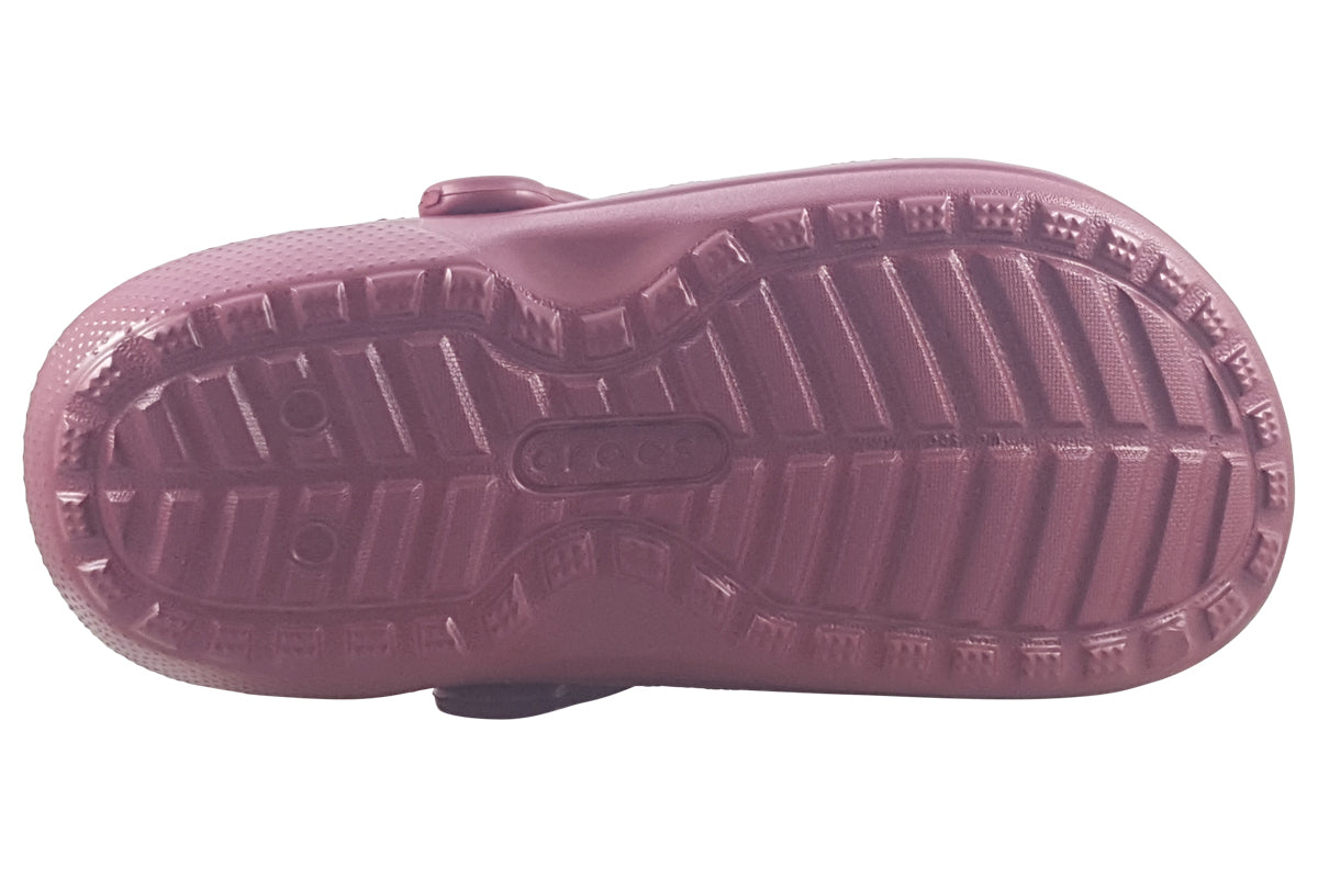crocs-classic-lined-clog-203591-beetroot-sole