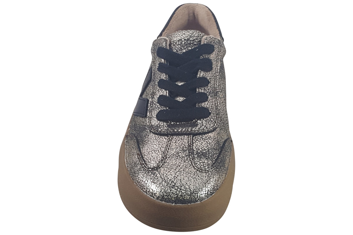 Drilleys Twenty Two Crackle Gold Womens Fashion Trainers