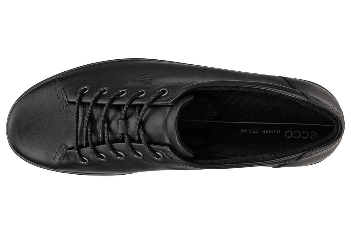 ecco 206503 soft 2.0 black with black sole womens trainers left1