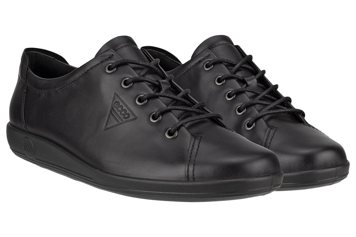 ecco 206503 soft 2.0 black with black sole womens trainers