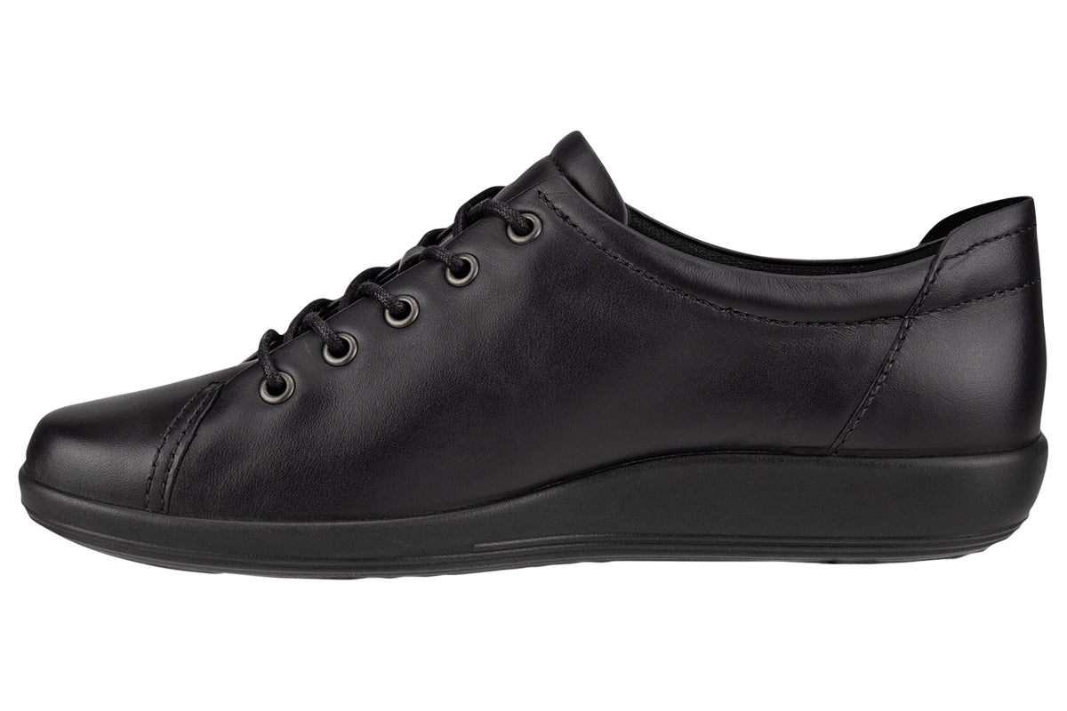 ecco 206503 soft 2.0 black with black sole womens trainers