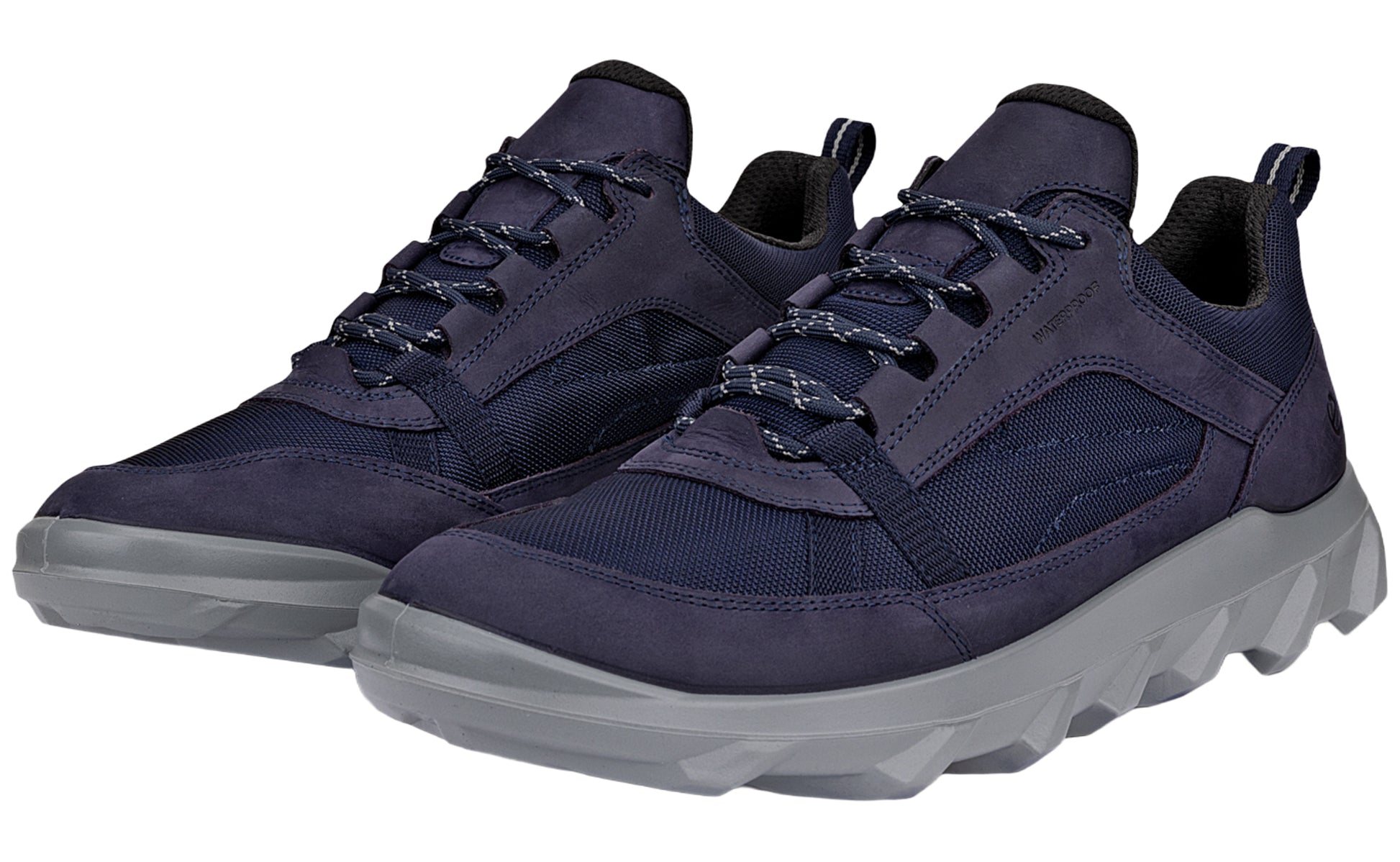 ecco-mx-low-m-820324-mens-trainers-night-sky-left2