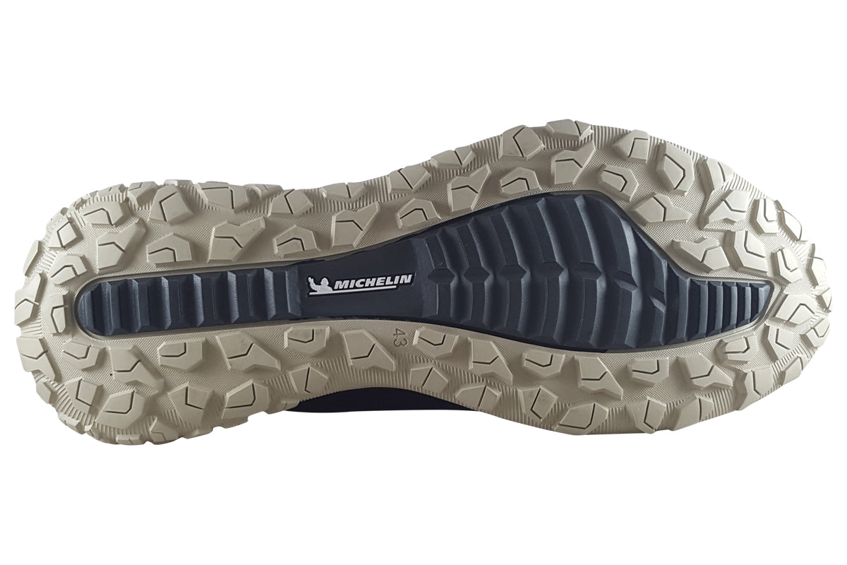 ecco-ult-trn-black-cognac-mens-shoes-sole