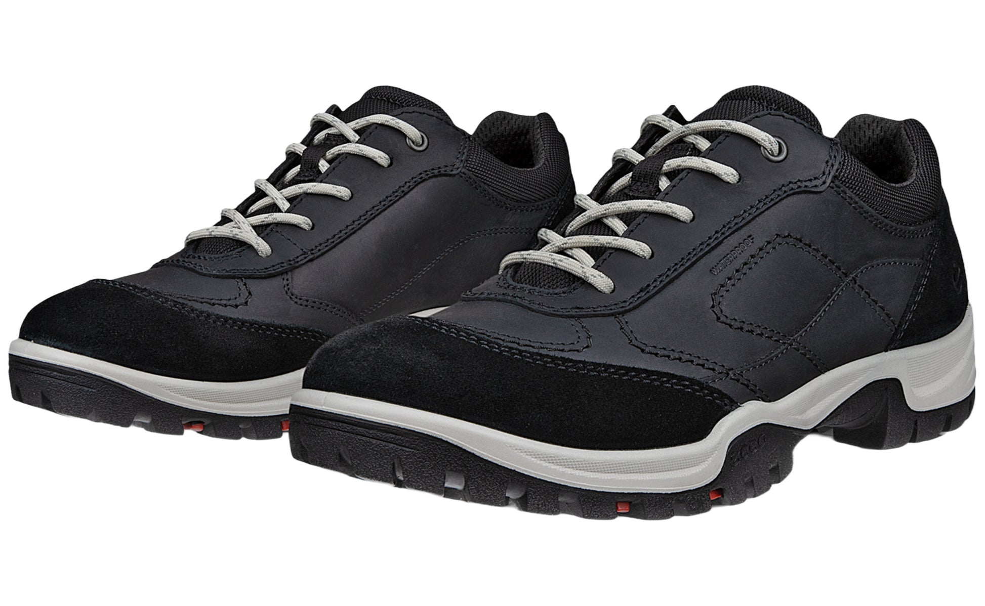 ecco-xpedition-iii-shoe-w-811433-black-womens-shoes-left2_5ad9374e-a6cc-4a54-a11f-1c6318e763bc