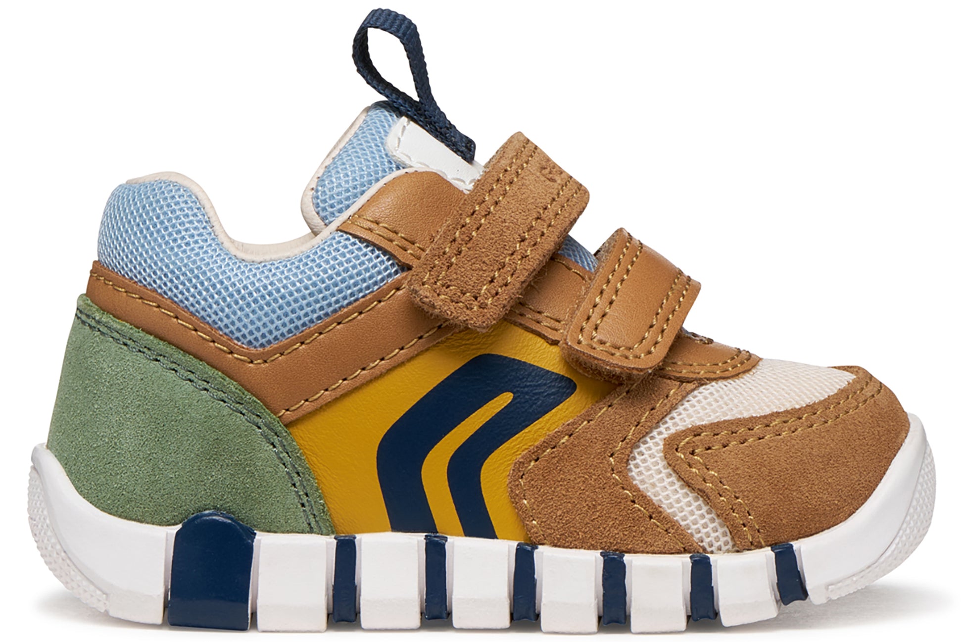 geox-b-Iupidoo-boy-b3555d-girls-shoes-caramel-ochre-right-flat_7aff5b2b-5211-4844-8223-395d00003a2e