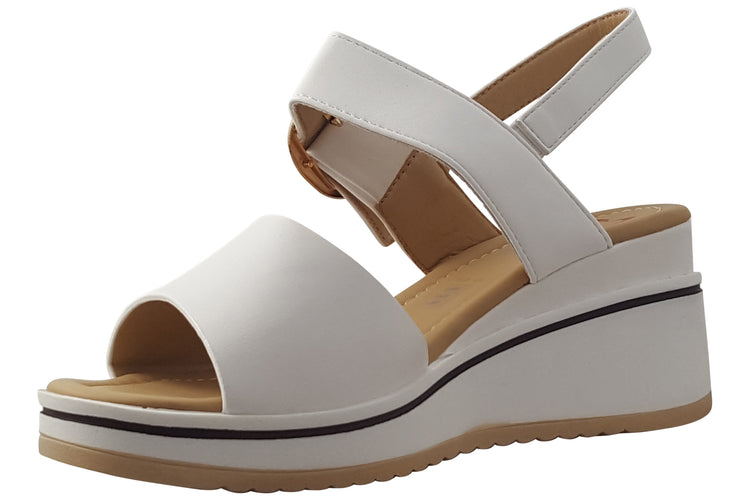 Heavenly Feet Olina White Womens Sandals