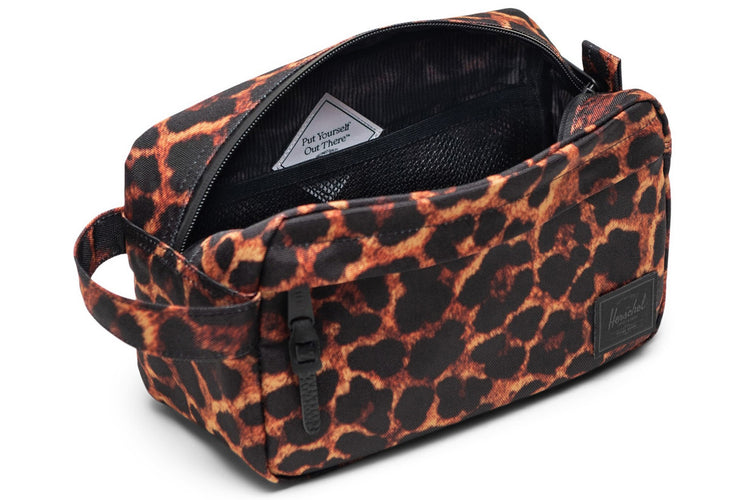 Herschel Chapter Travel Kit Digi Leopard Womens Bags