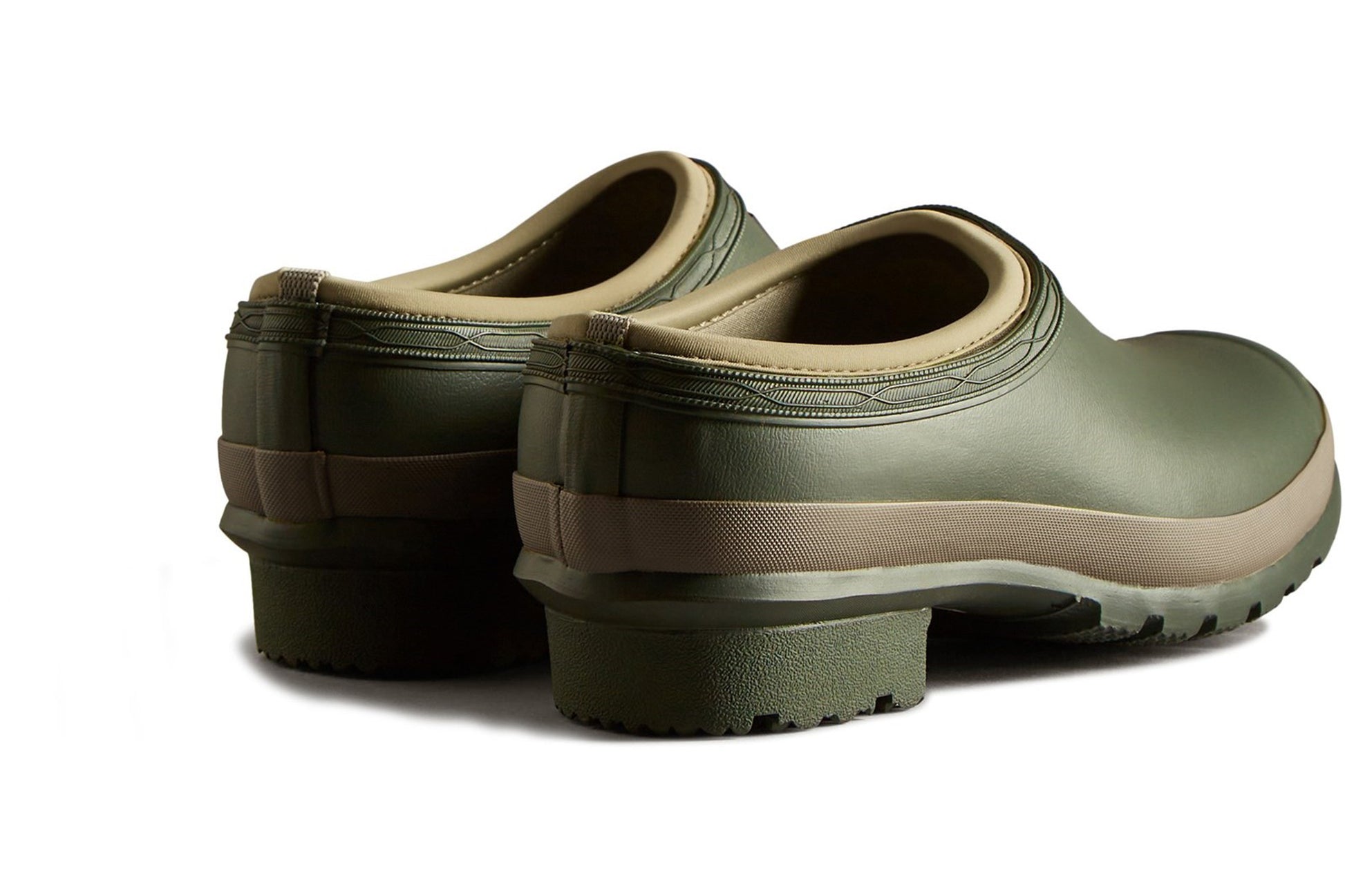 hunter-gardener-clogs-dark-olive-clay_1