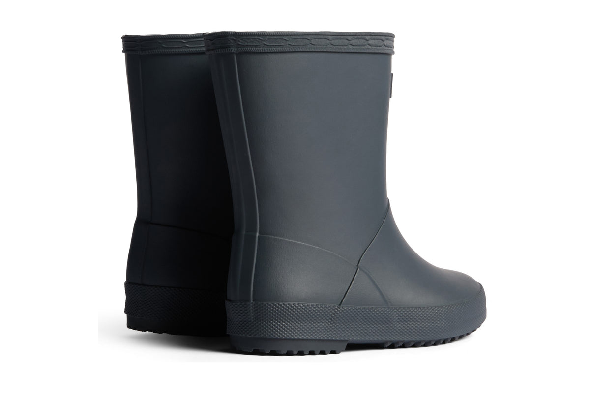 hunter-kids-first-insulated-boot-hunter-navy_1_c732becc-c544-4bec-84c3-8720f7bb05b0