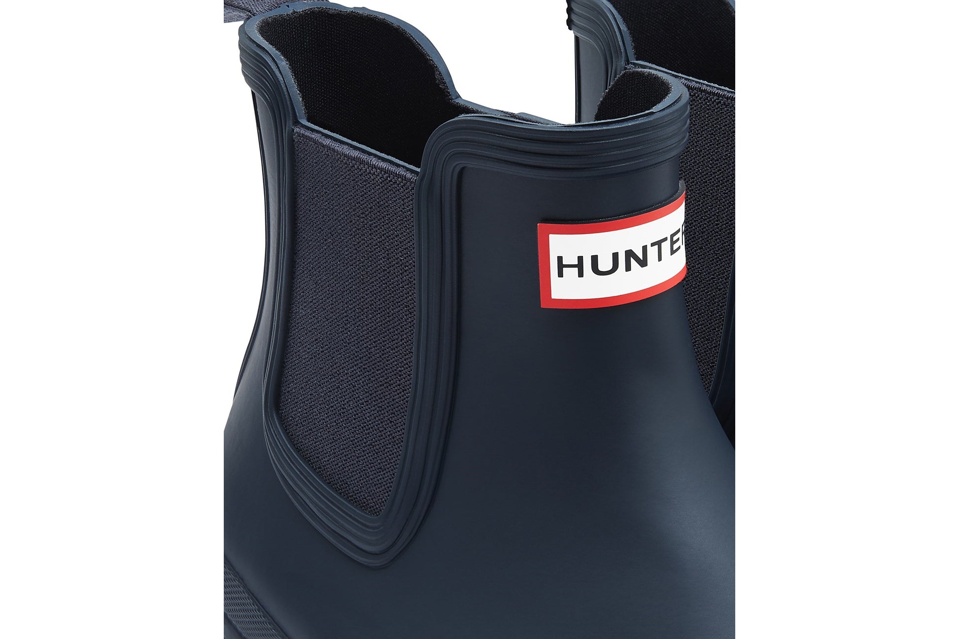 hunter-original-chelsea-navy-plain-rubber-wellingtons-close