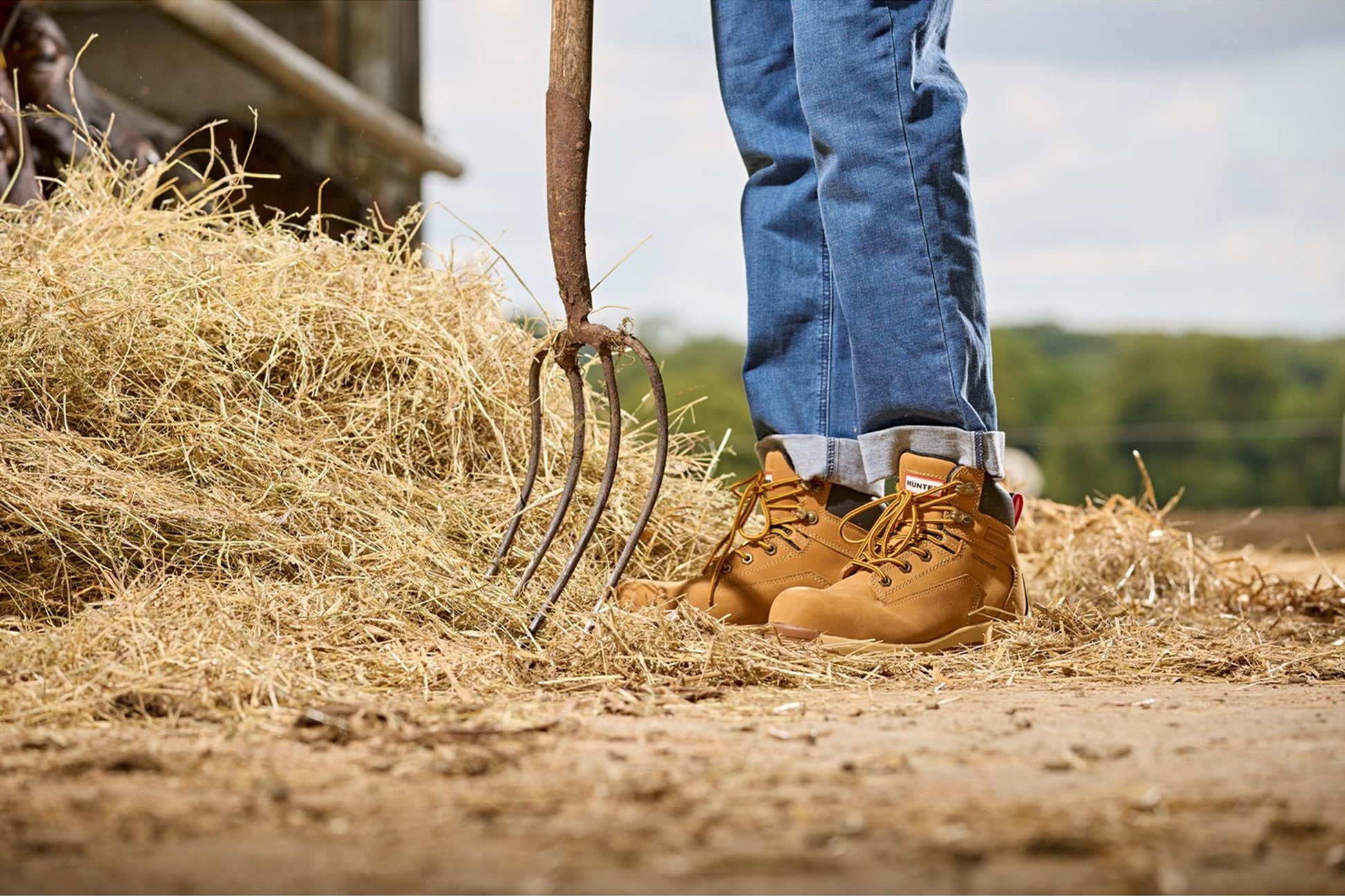 hunter-safety-lightning-honey-boots-safety-lfestyle-2