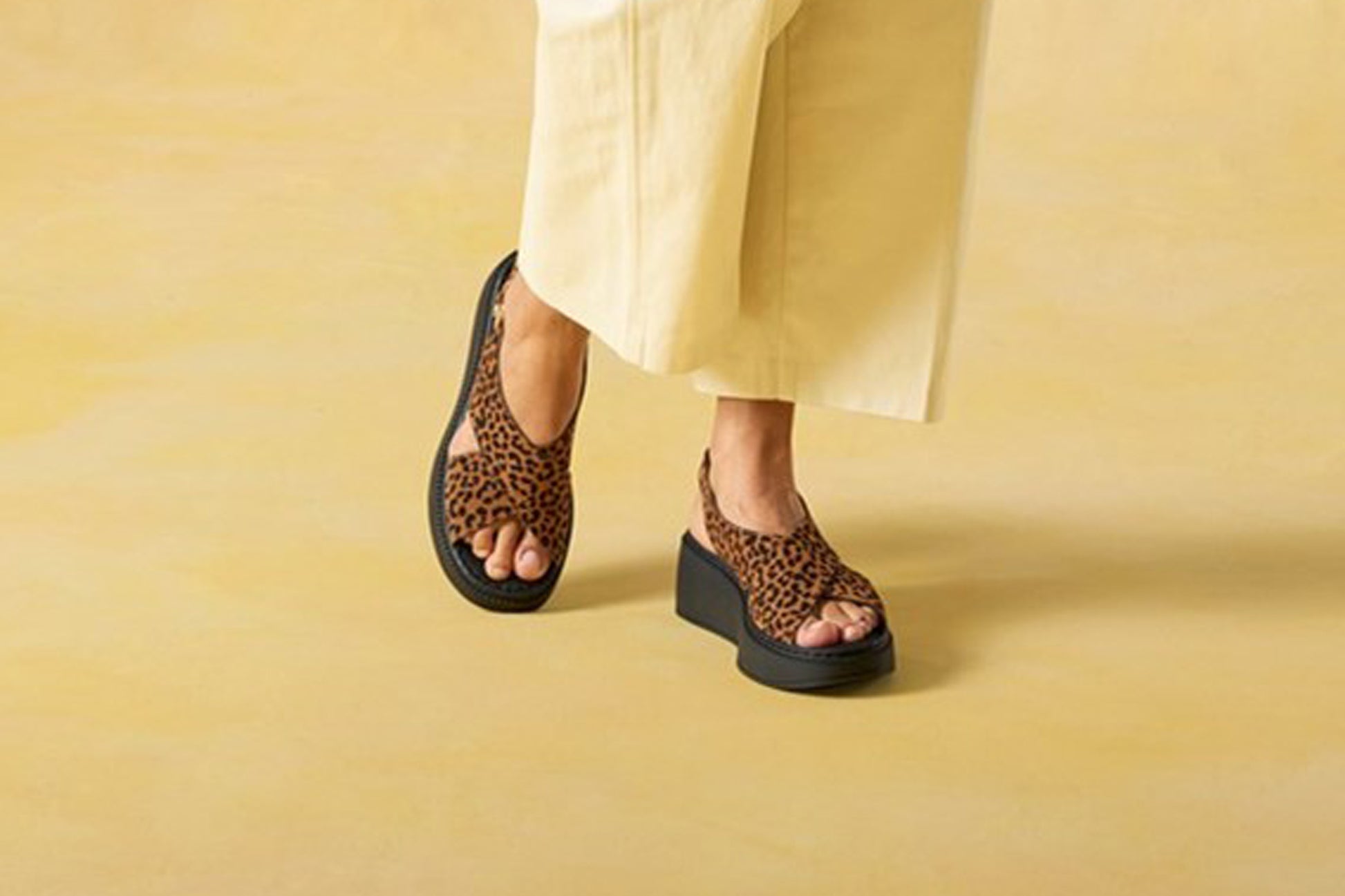 hush-puppies-bex-wedge-leopard-womens-heeled-sandals-lifestyle-2