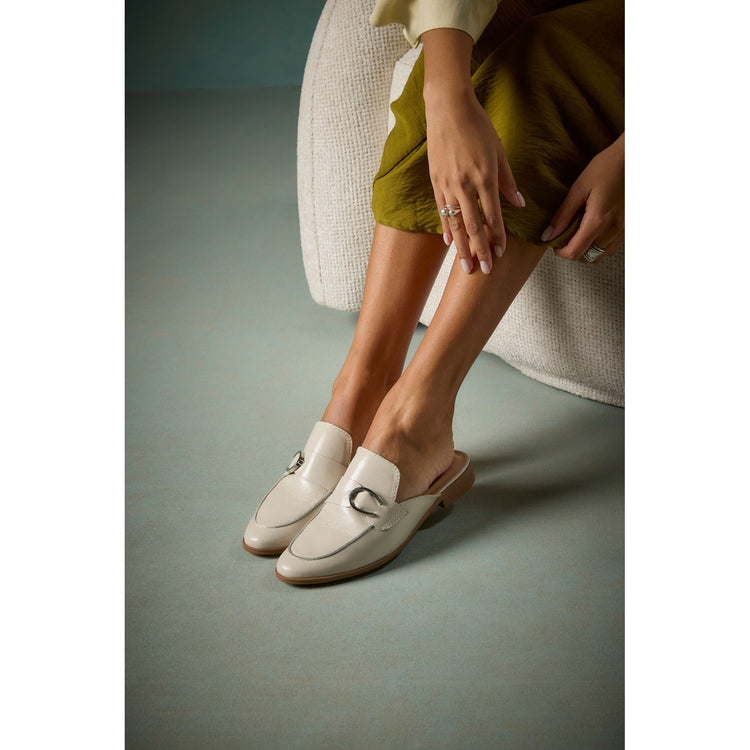 Hush Puppies Calla Mule Ivory Womens Shoes
