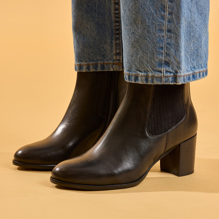 Hush Puppies Camellia Black Womens Boots