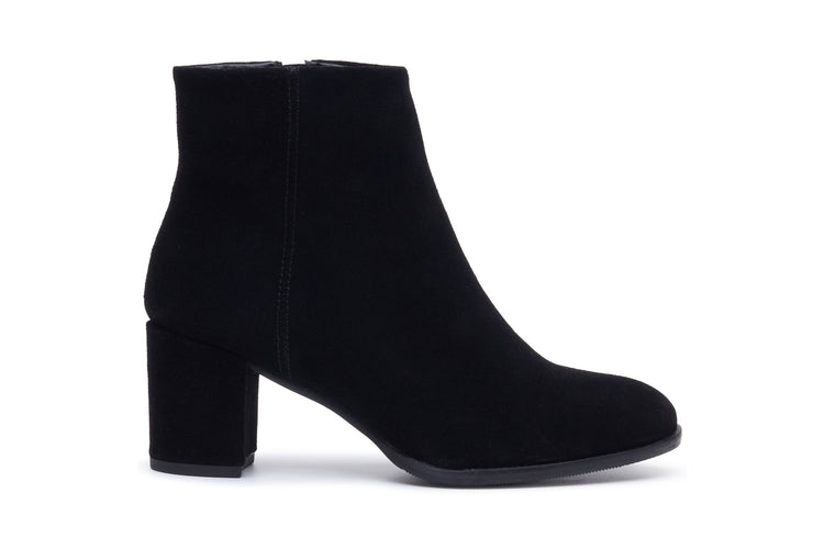 Hush Puppies Claridy Suede Boot Black Womens Boots