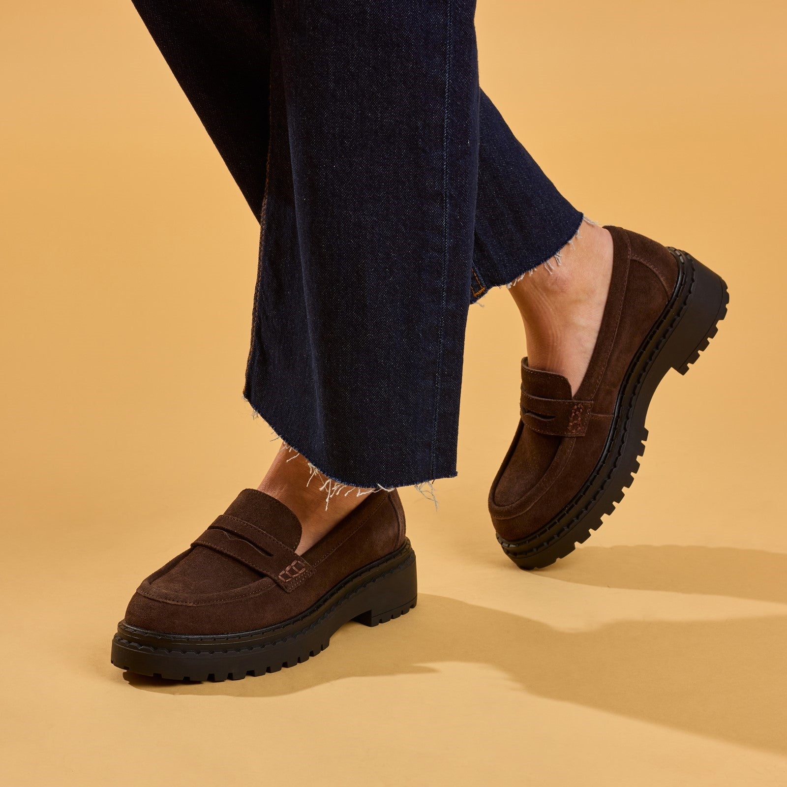 hush-puppies-odessa-loafer-chocolate_7