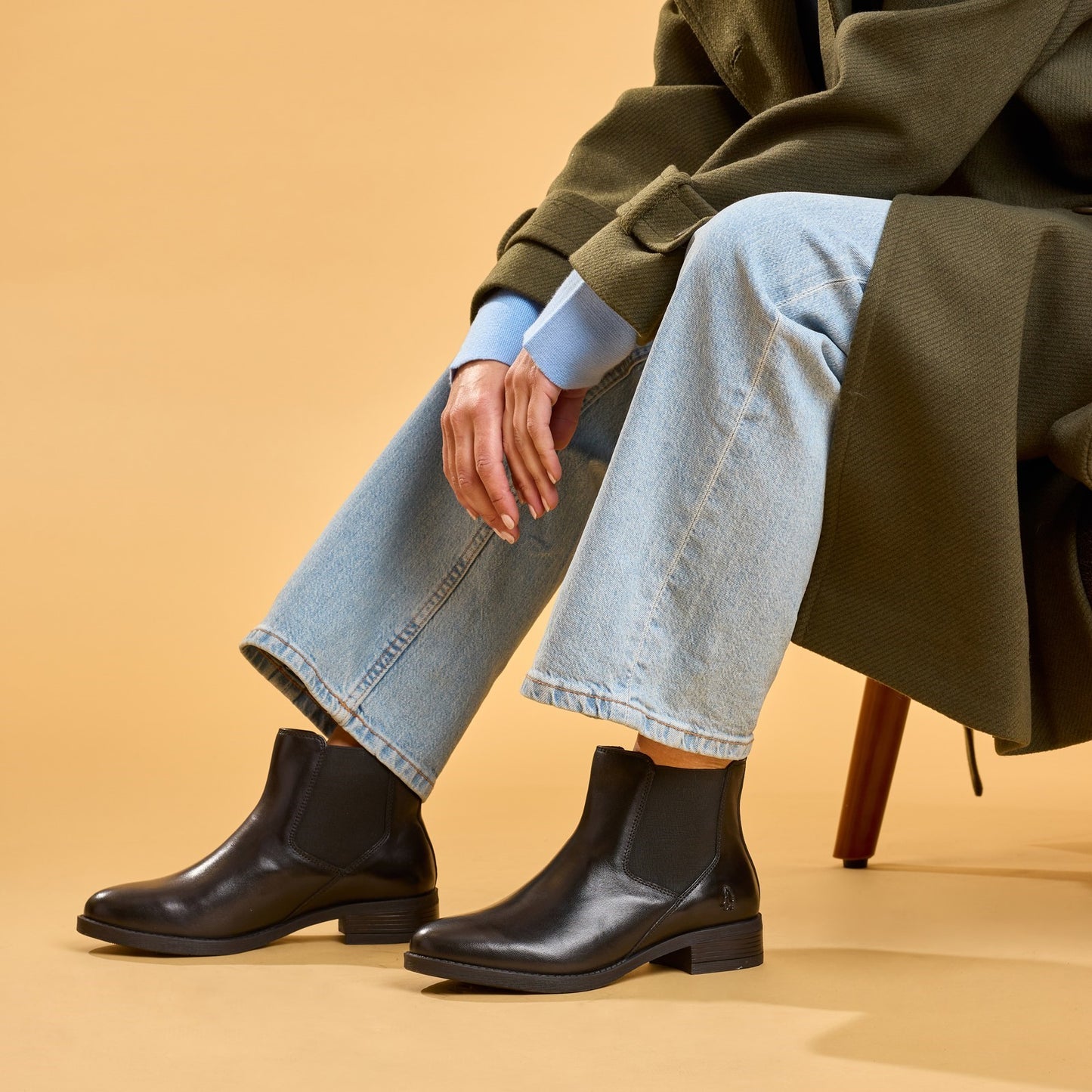 Hush Puppies Peyton Black Womens Boots