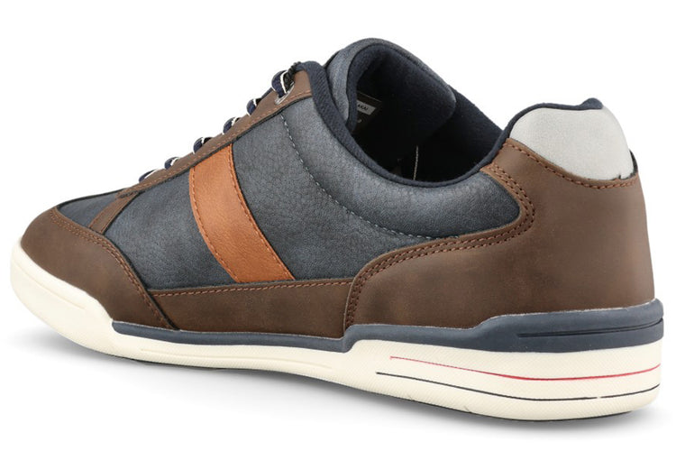 Lloyd and Pryce Lakai Carbourneville Lantic Mens Trainers