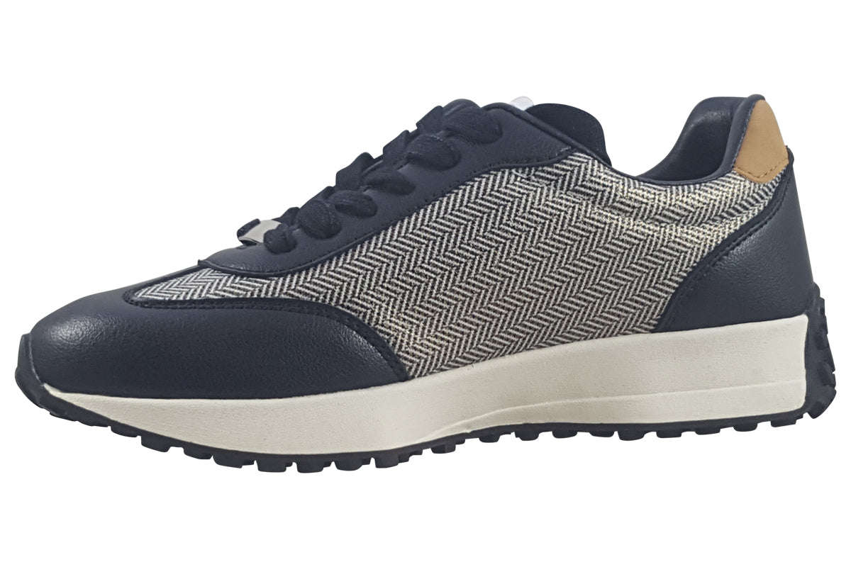 lloydandpryce-kinsey-stealth-womens-fashion-trainers-left